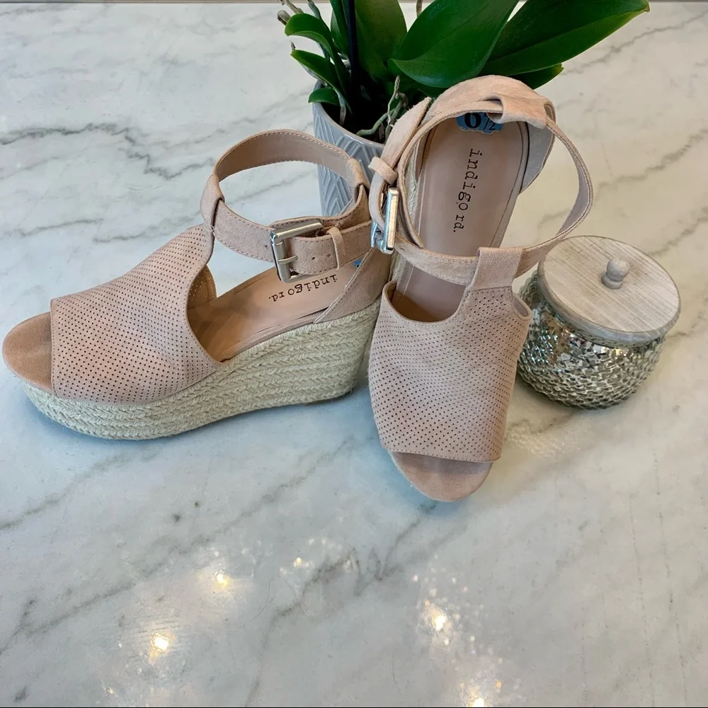 Indigo Rd. Blush Color Suede Platform Espadrilles